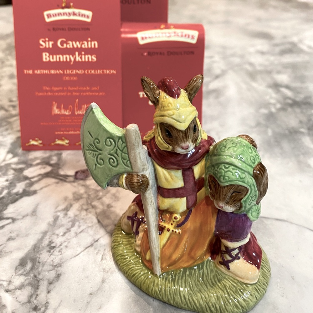 ROYAL DOULTON Sir Gawain Bunnykins beheads the Green Knight